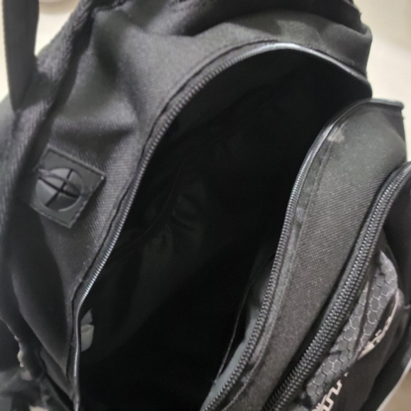 Extreme Gym Backpack, Black - Picture 7 of 8